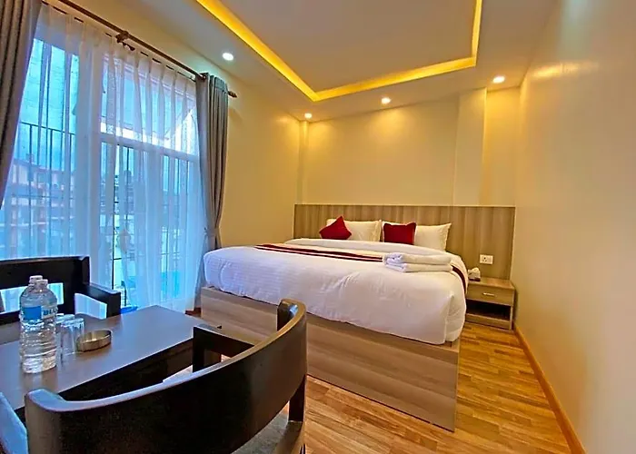 Hotel Royal Emperor