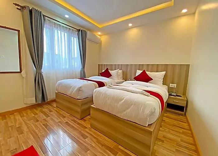 Royal Emperor Hotel 3*